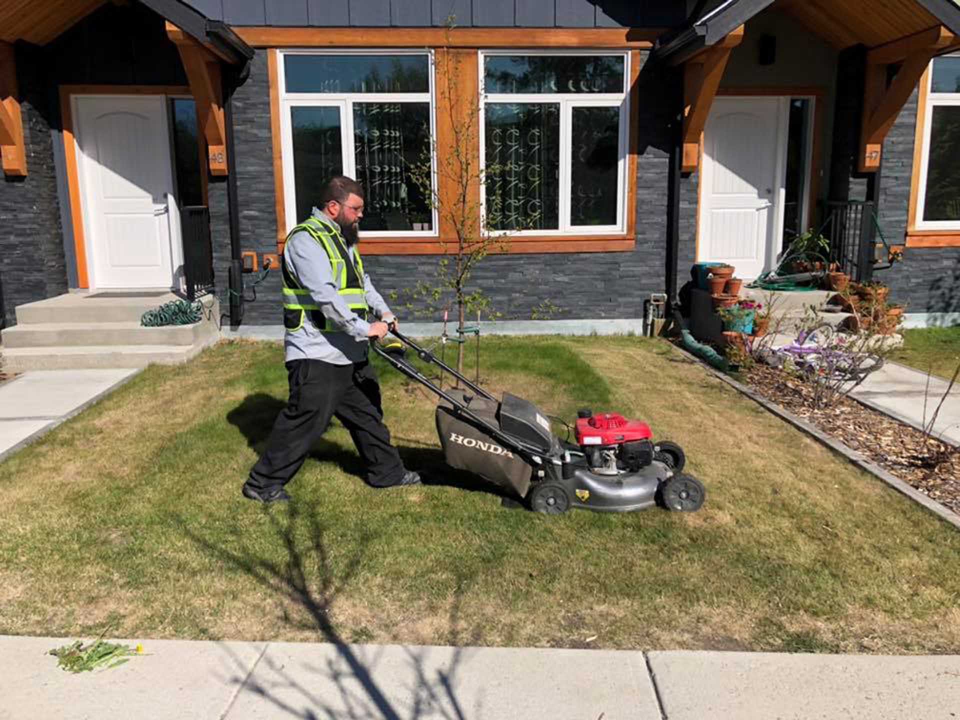 Man mowing lawn